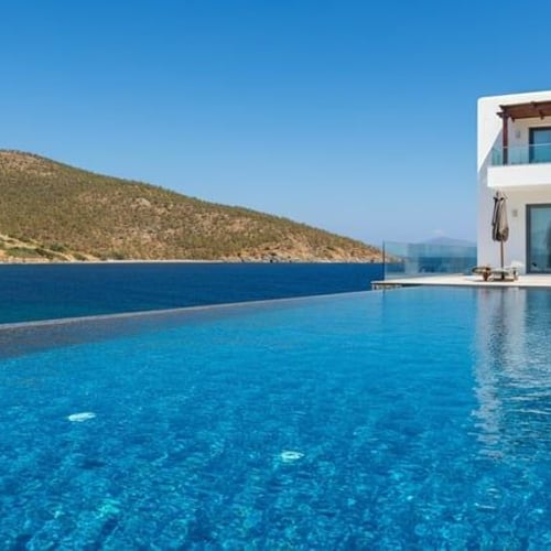 Как найти идеальную виллу с видом на море для отдыха?